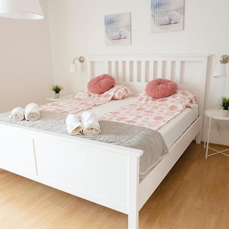 Studio-Appartements Emwey โตรกีร์ ภายนอก รูปภาพ