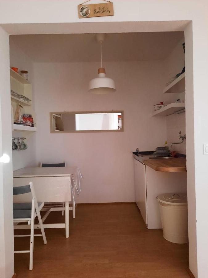 Studio-Appartements Emwey โตรกีร์ ภายนอก รูปภาพ