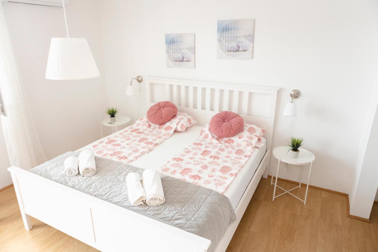 Studio-Appartements Emwey โตรกีร์ ภายนอก รูปภาพ