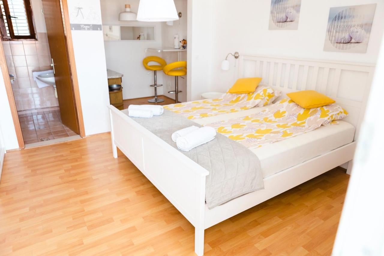 Studio-Appartements Emwey โตรกีร์ ภายนอก รูปภาพ