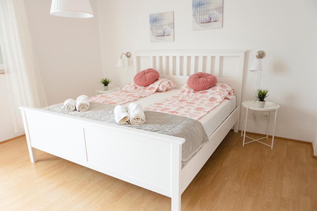 Studio-Appartements Emwey โตรกีร์ ภายนอก รูปภาพ